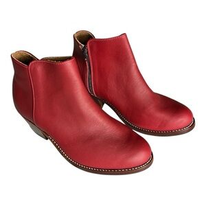 Adelante The Granada in Pomegranate Booties Size 7